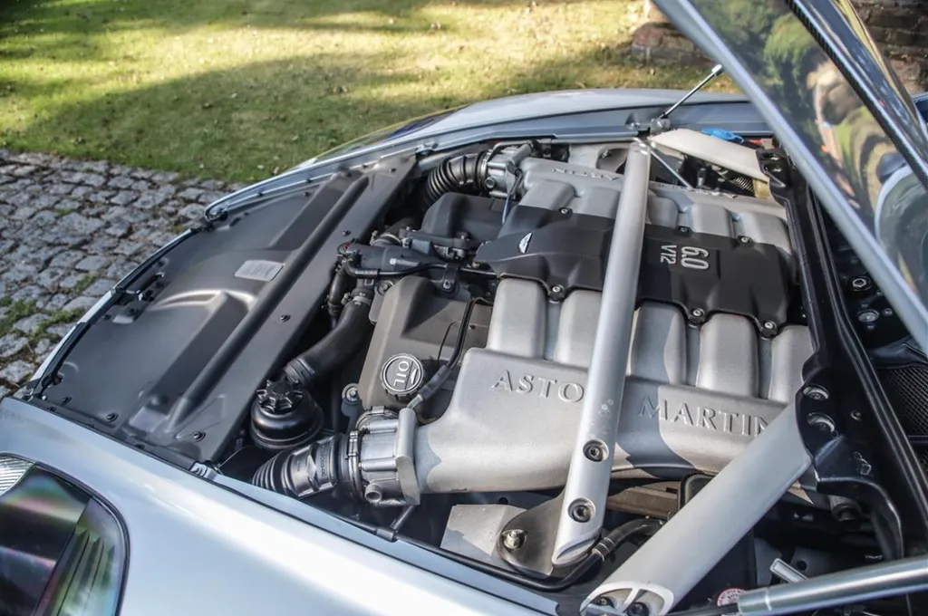 Aston martin db9 xg64z6whljznznunpjrlw