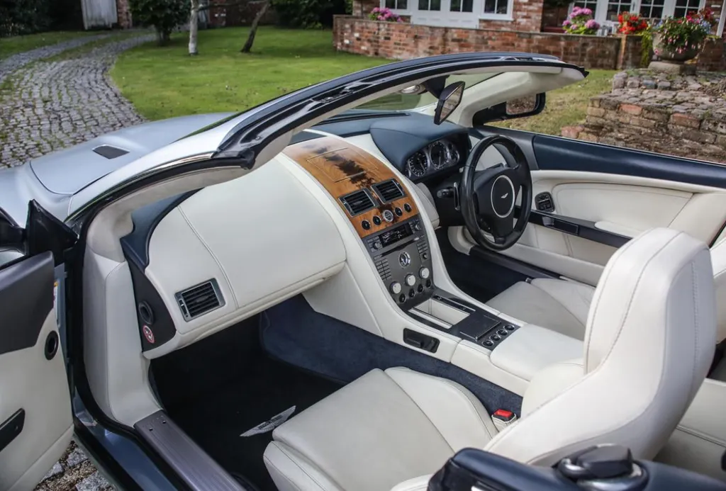 Aston martin db9 x vkzbywibtschw2txgln