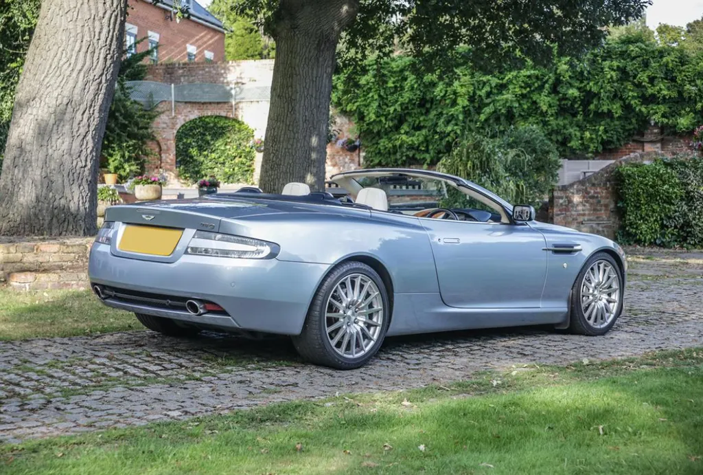 Aston martin db9 mthtbalrj5owxlkvrhl1c