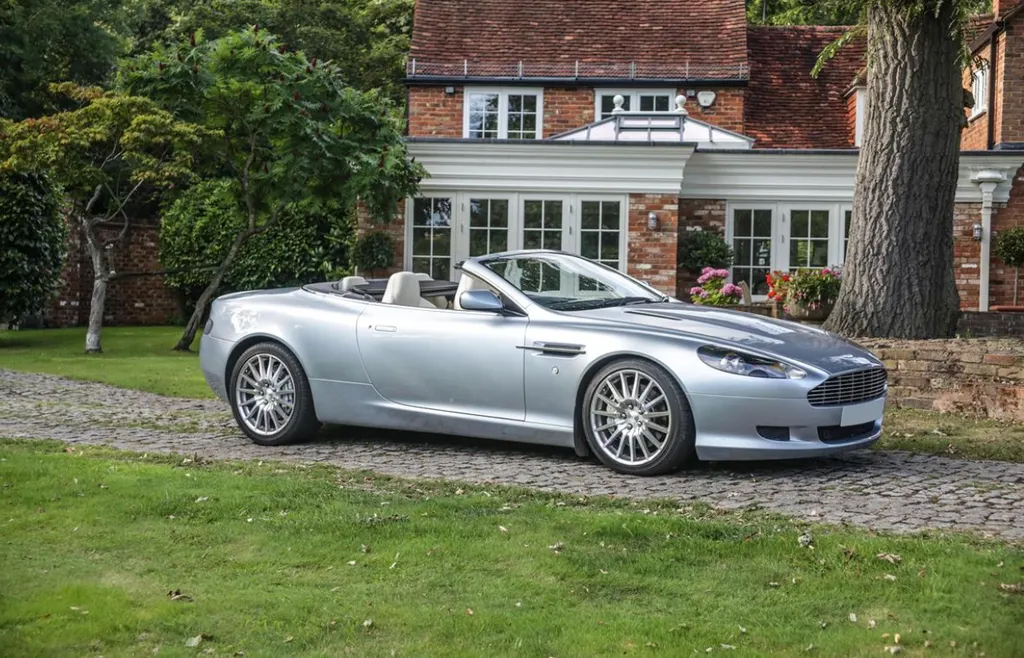 Aston martin db9 qeqhx64q5 fdueuomjk5h