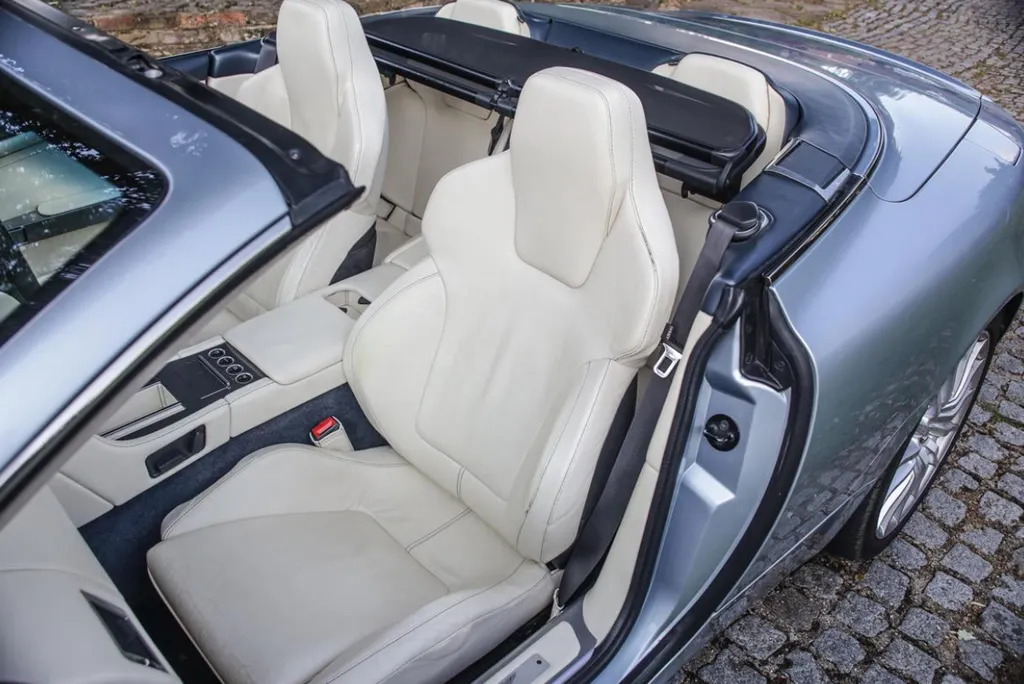 Aston martin db9 wq1ybq ec17ryhyf ypyd