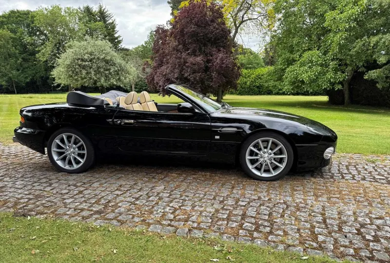 Aston martin db7 zutwzks3fsfnkgavix3ze