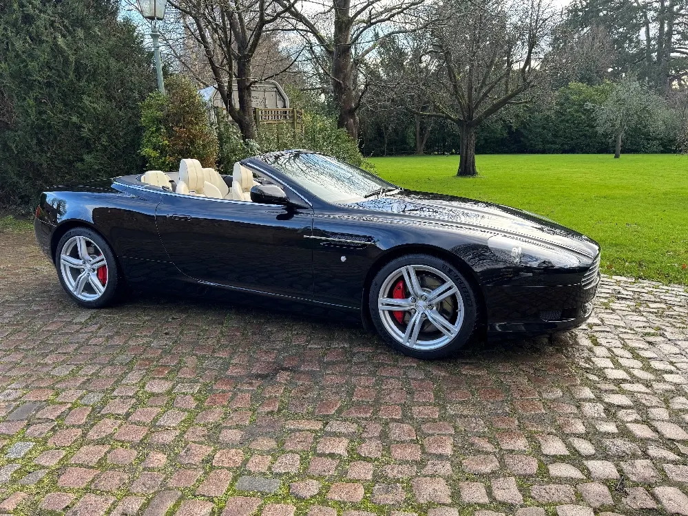 Aston martin db9 vbb qtpdrsea1h4q4 pib