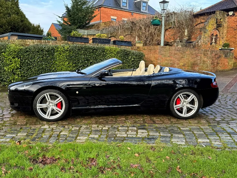 Aston martin db9 vnb34bb1z4j43d8c9rkff
