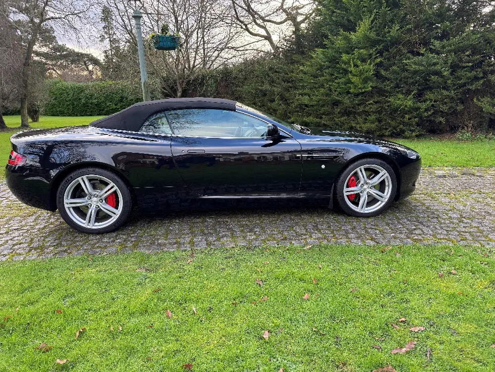 Aston martin db9 vwrpxbzr67dbdifdtwlhk