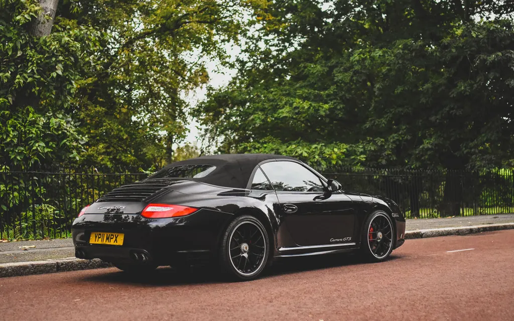Porsche 911 aifhapvydn 8f7upc3crf