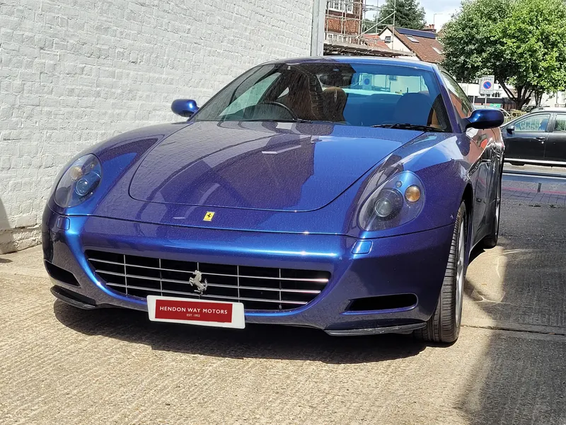 Ferrari 612 scaglietti qa8b6enk  faljfd2veqc