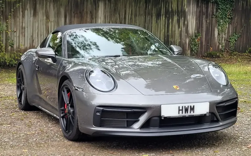 Porsche 992 vgomvqcw3 e blozhy8ee