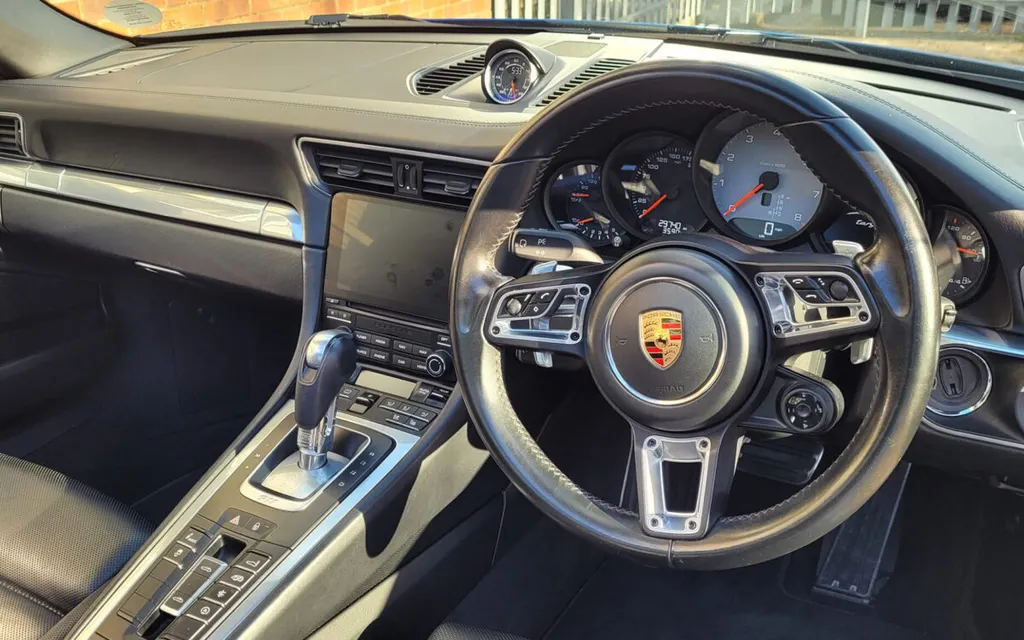 Porsche 991.2 rvmqpxmmkt7shxyfaic3d