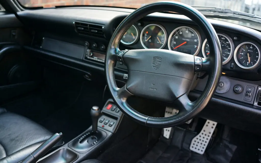 Porsche 993 8ys7veg0iptkfae4w f2z