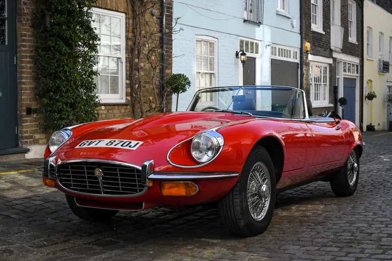 Jaguar e type ncnxnx 7nydoug6sfrnh 