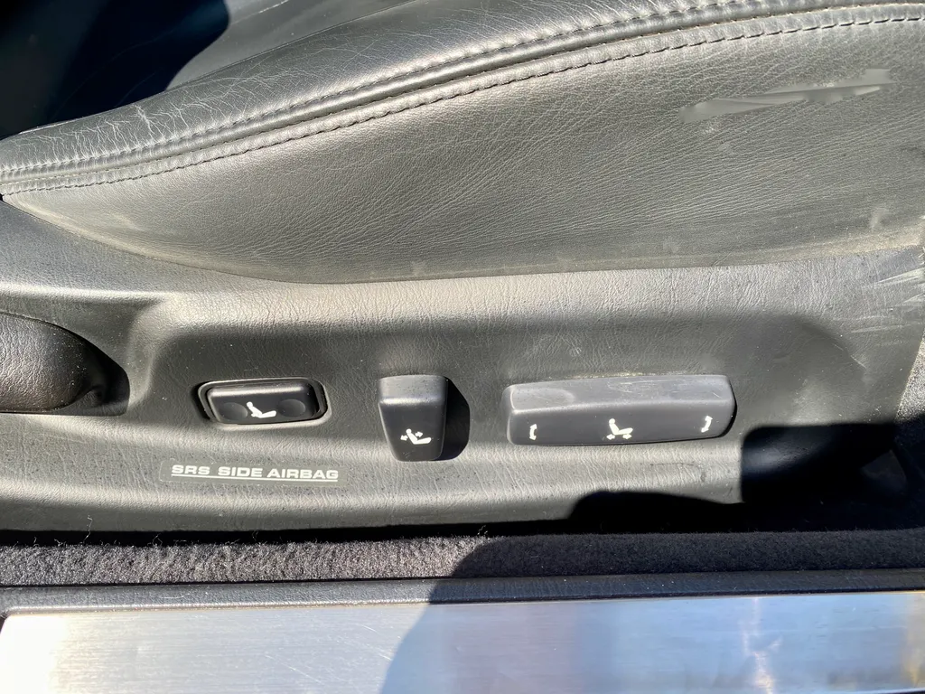 Lexus sc q3mzu5ax axk1fcext bw