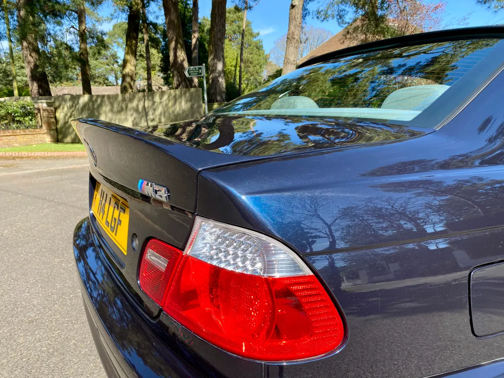 Bmw m3 ytvxcdpbzc3iocv lwutp