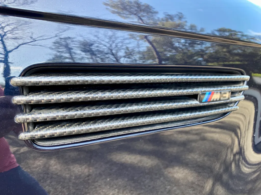 Bmw m3 rnzzlq1efv28rviwvrktz