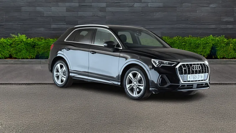 Audi Q3 Image 1