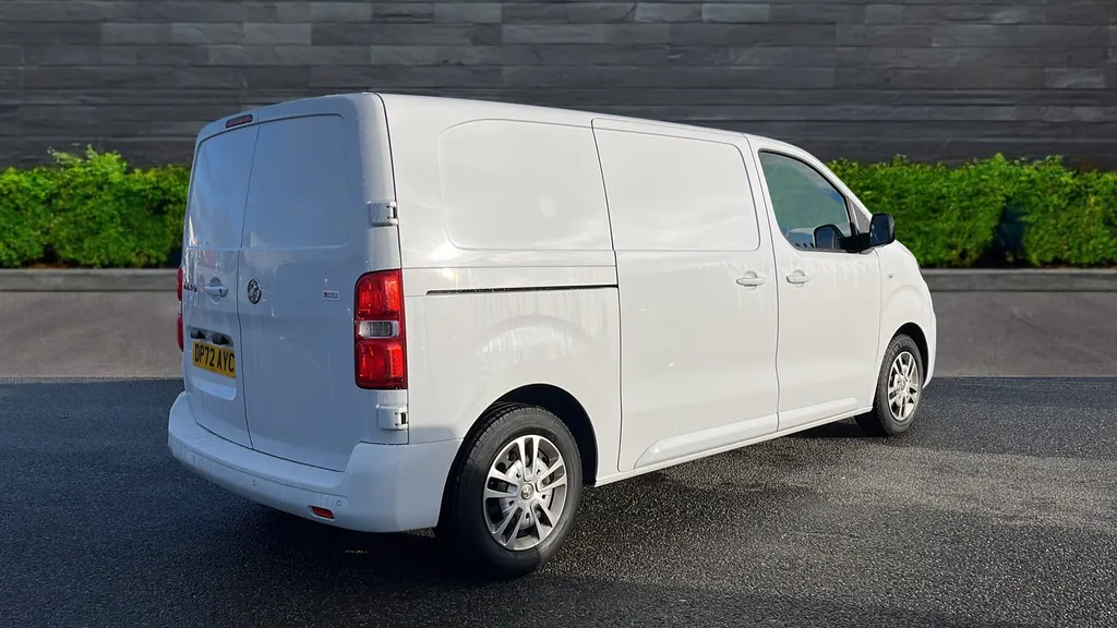 Vauxhall Vivaro Image 3