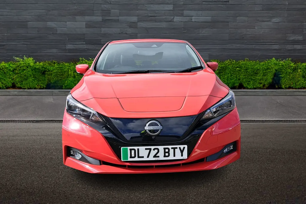 Nissan Leaf Image 2