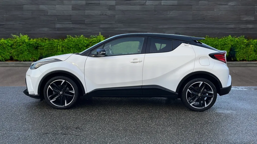 Toyota C-Hr Image 4