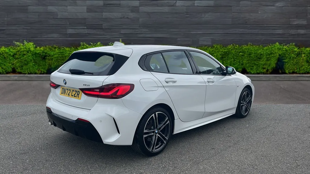 Bmw 1 Series Image 3