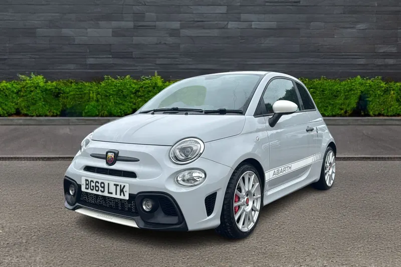 Abarth 595 Image 3