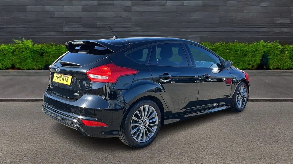 Ford Focus Image 3
