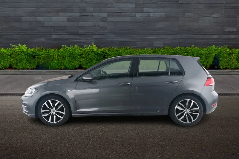 Volkswagen Golf Image 4
