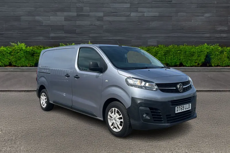 Vauxhall Vivaro Image 1