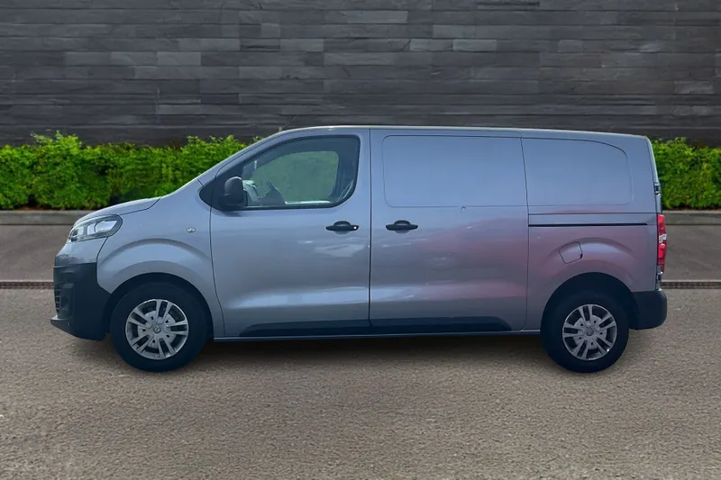 Vauxhall Vivaro Image 4