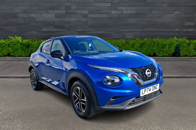 Nissan Juke Image 1