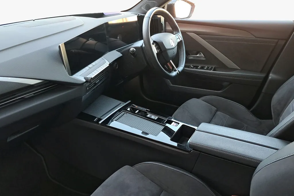 Vauxhall Astra Image 2