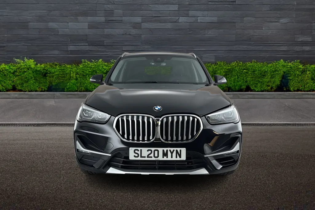 Bmw X1 Image 2