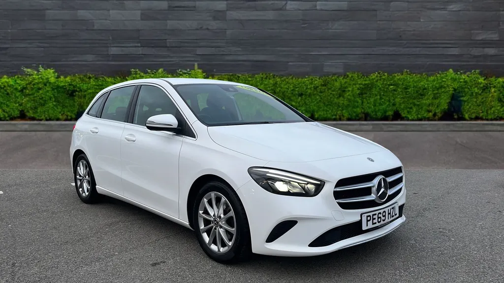 Mercedes-Benz B Class Image 1