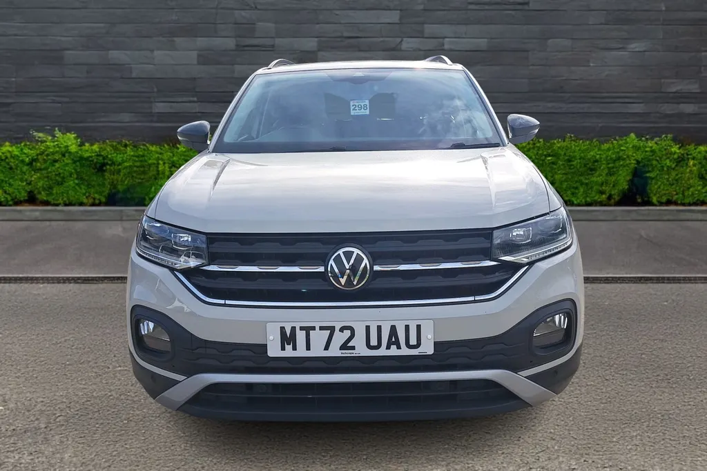 Volkswagen T-Cross Image 2