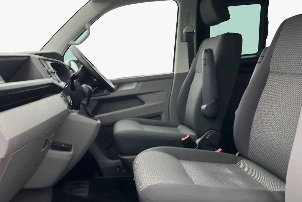Volkswagen Transporter Image 2