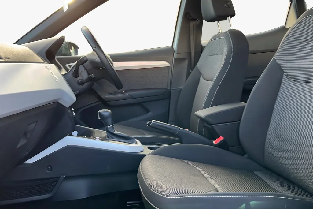 Seat Arona Image 2