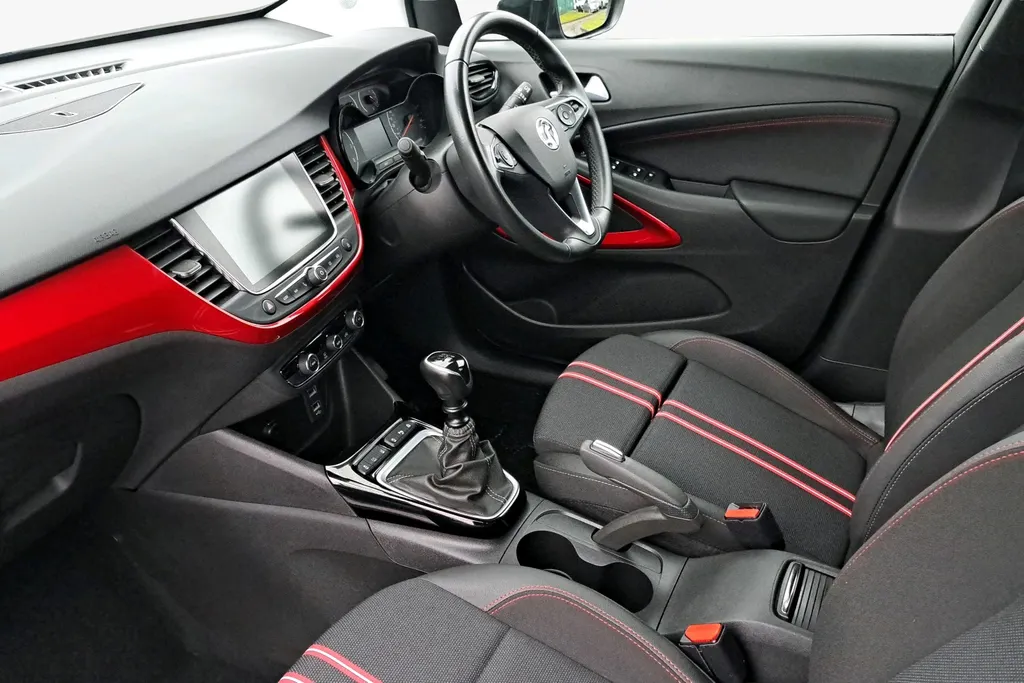 Vauxhall Crossland Image 2
