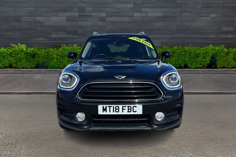Mini Countryman Image 2