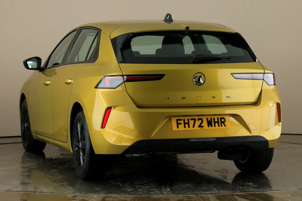 Vauxhall Astra Image 2