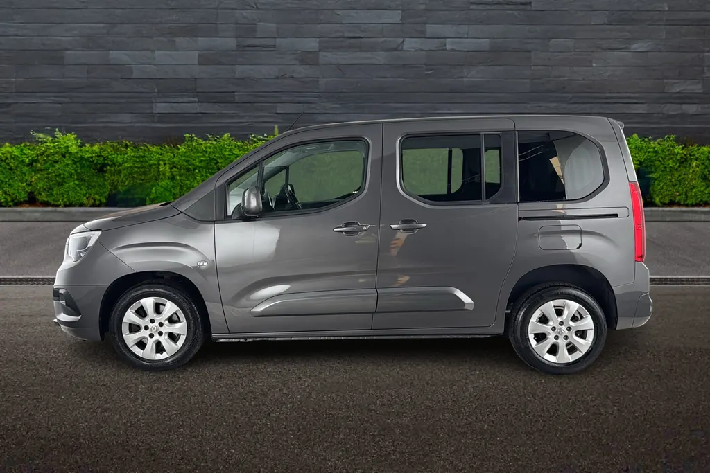 Vauxhall Combo Life Image 4