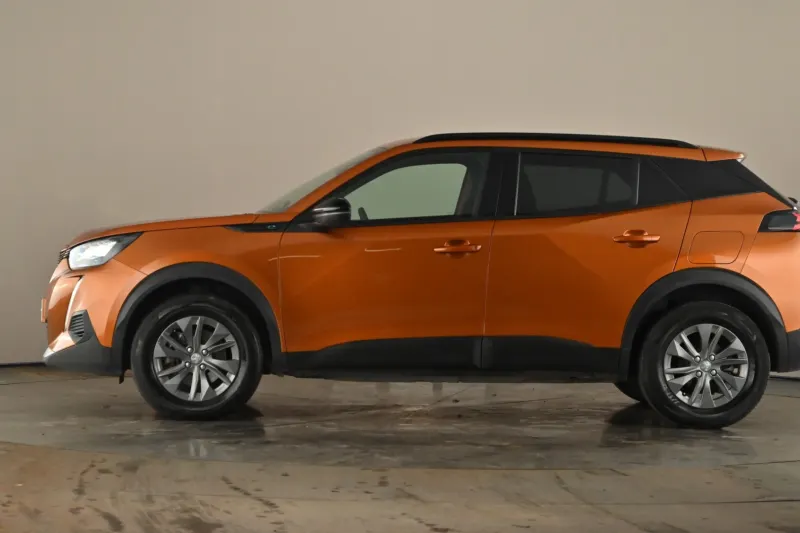 Peugeot 2008 Image 2