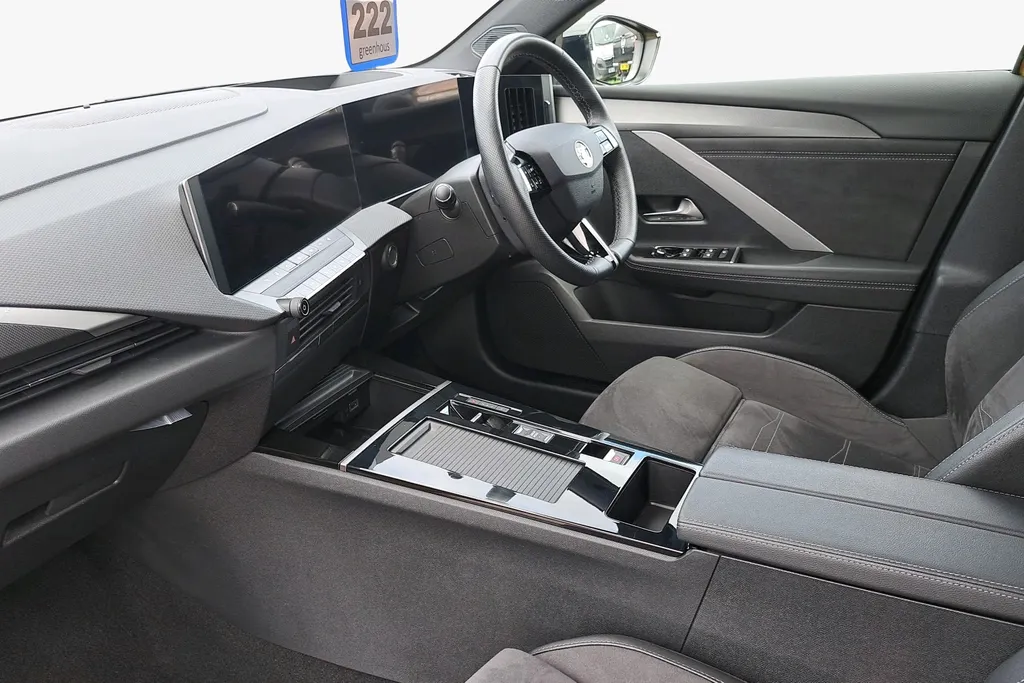 Vauxhall Astra Image 2