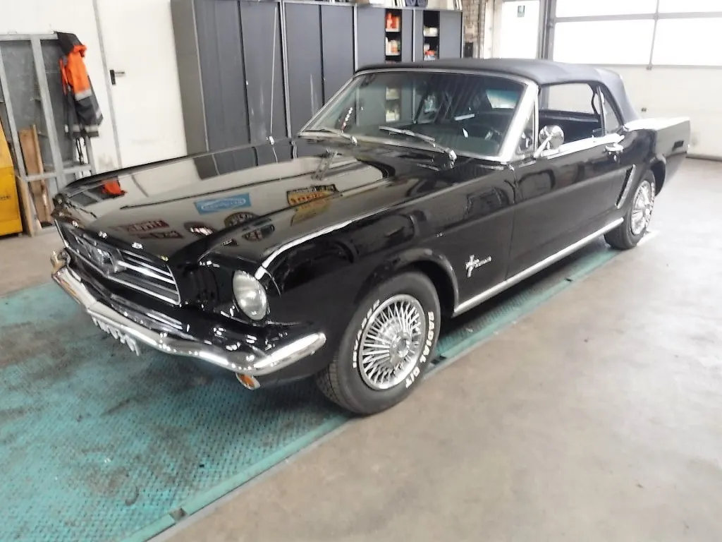 Classic Ford Mustang Cabrio 65 Cars for Sale CCFS