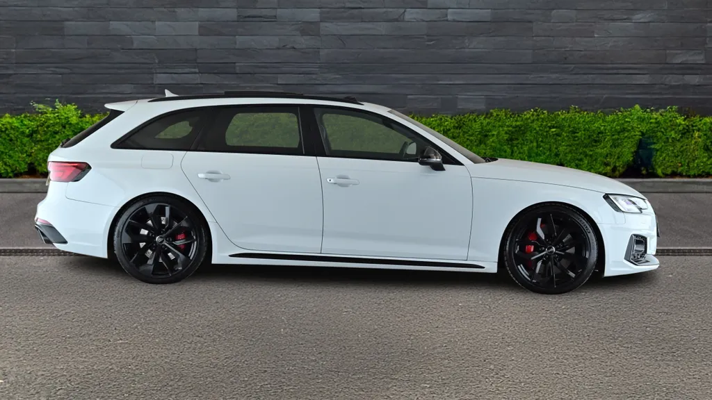 Audi Rs4 Image 2
