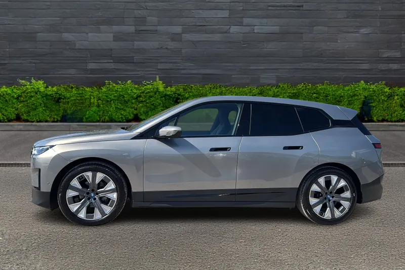 Bmw Ix Image 4