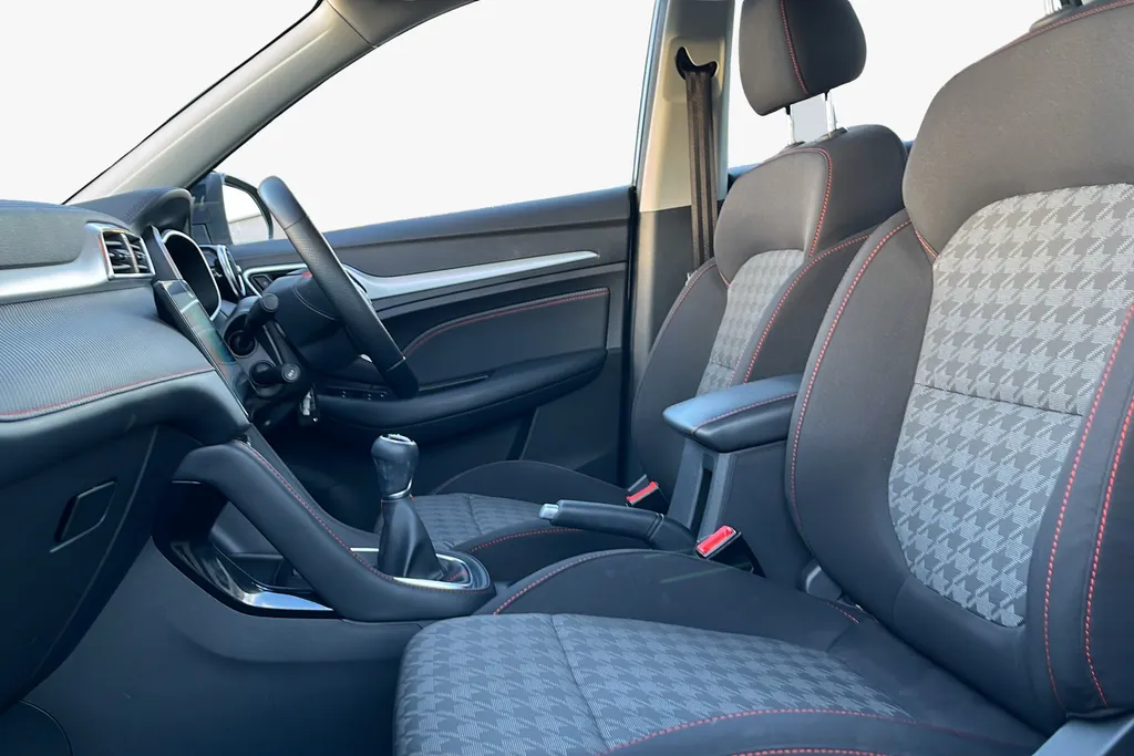 Mg Motor Uk Zs Image 2