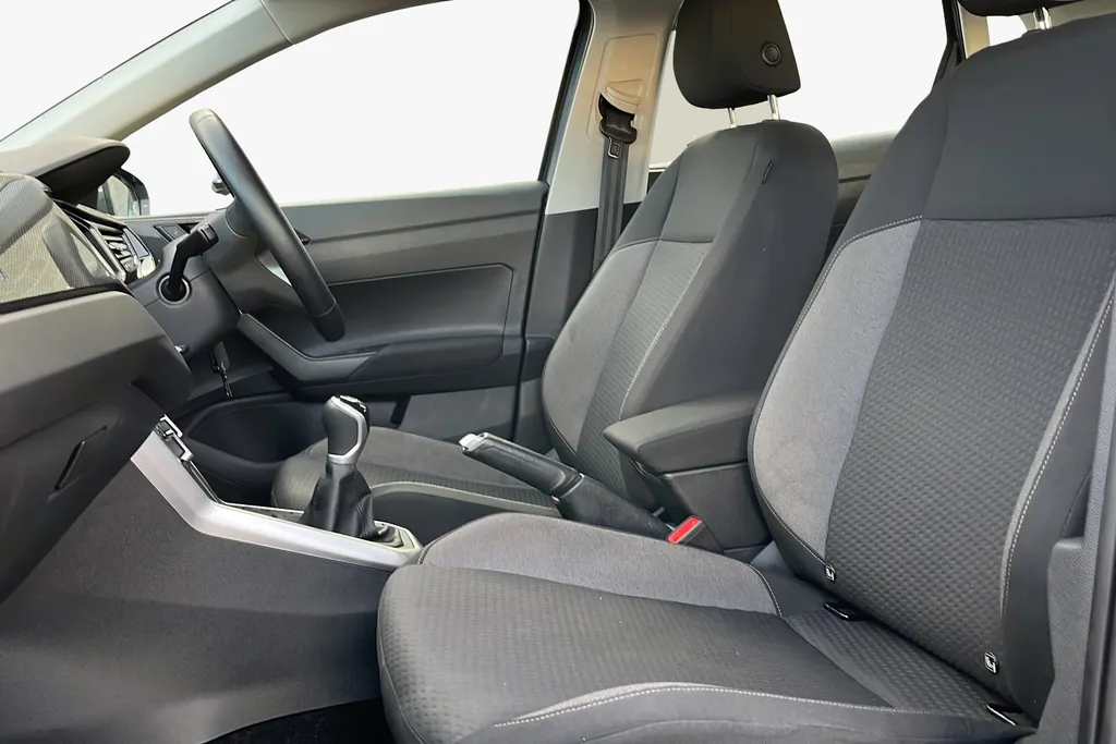 Volkswagen Polo Image 2