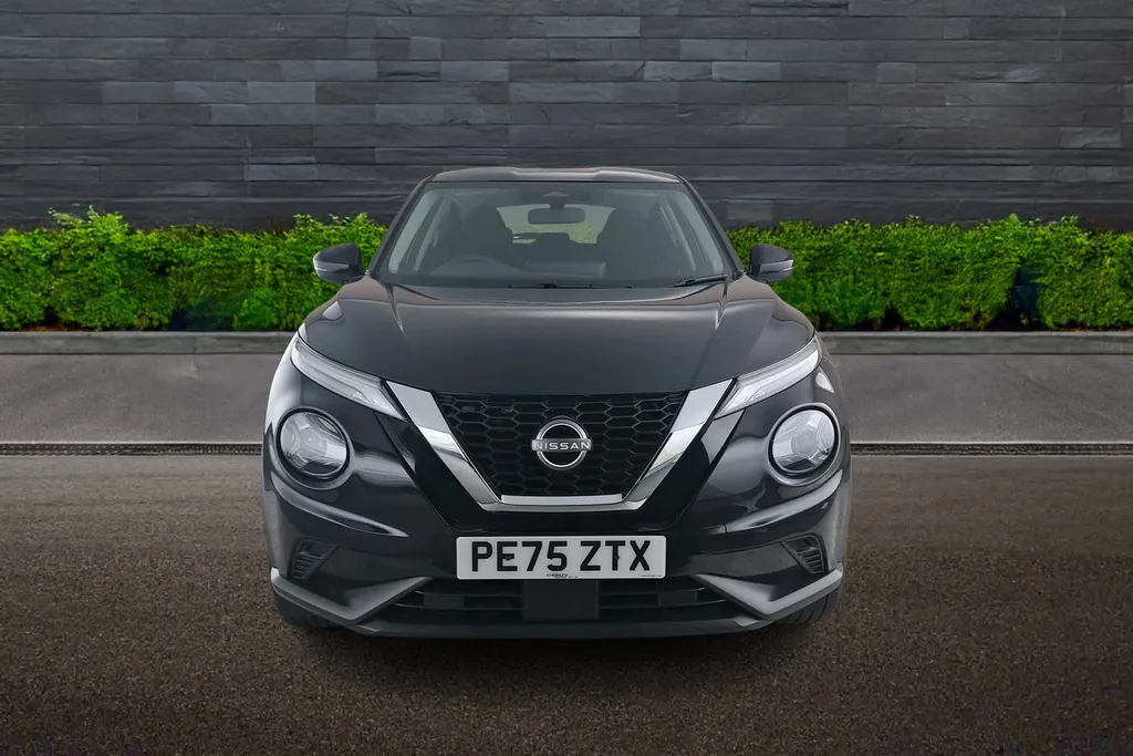 Nissan Juke Image 2