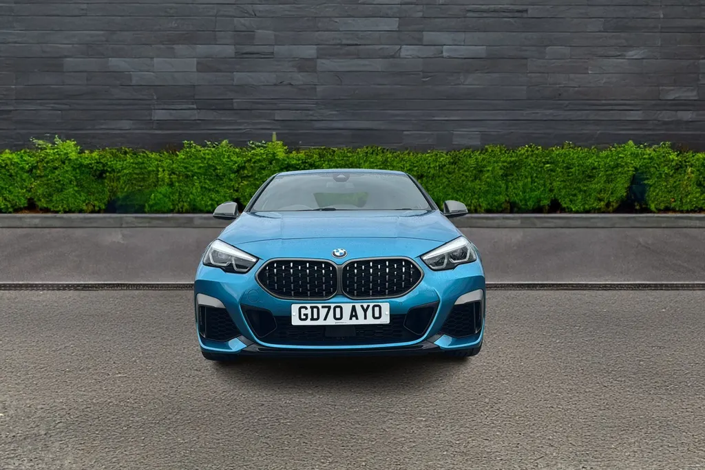 Bmw 2 Series Image 2