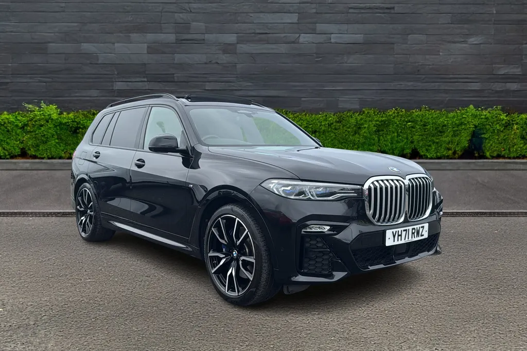 Bmw X7 Image 1