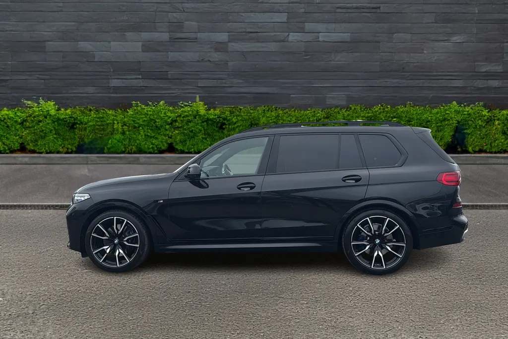 Bmw X7 Image 4